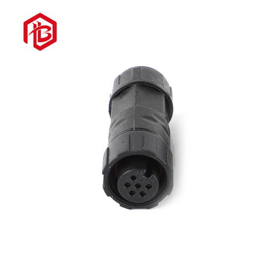 Fiche étanche circulaire à 4 broches M12